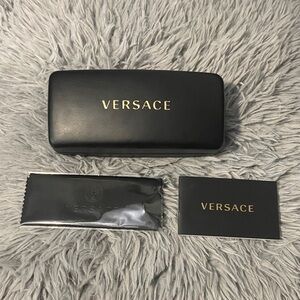 NEW Versace Black and Gold Eyewear case with cloth